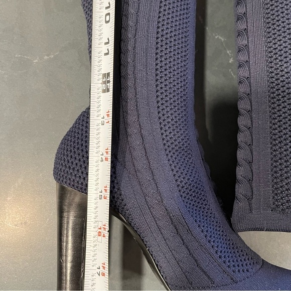 Charles by Charles David sz 5 David navy cable knit tall pull on sock boots - Picture 13 of 15